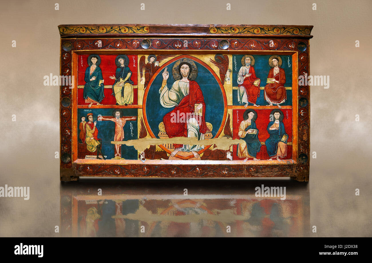 Romanischer altar -Fotos und -Bildmaterial in hoher Auflösung – Alamy