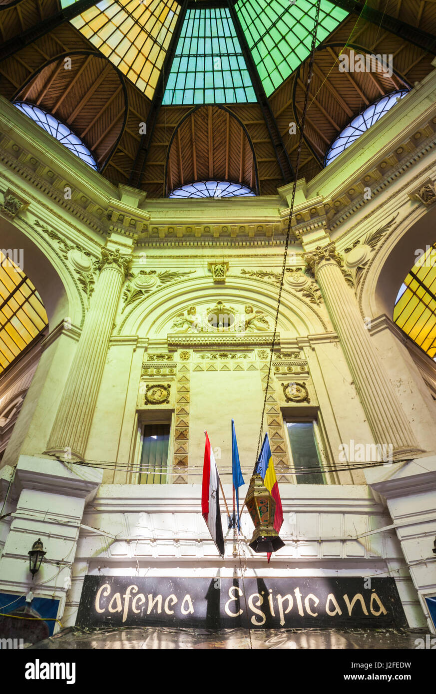 Rumänien, Bukarest, Lipscani, Altstadt, Pasaj Macca-Villacrosse, alten Arcade-Interieur Stockfoto