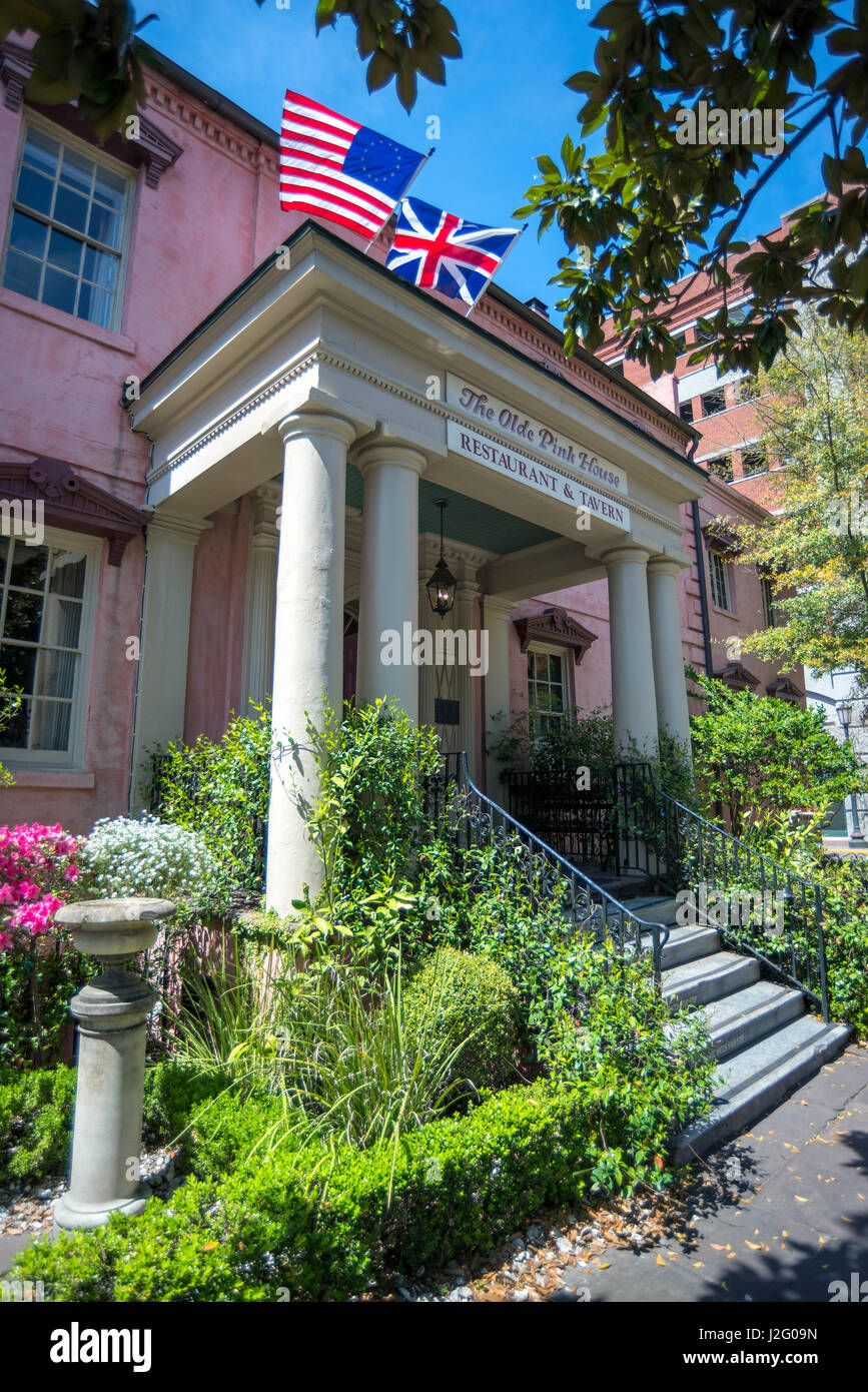 USA, Georgia, Savannah, The Olde Pink House (großformatige Größen erhältlich) Stockfoto