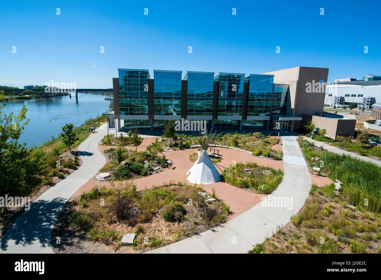 Omaha Plaza von Bob Kerrey Fußgängerbrücke überqueren den Missouri River aus Nebraska, Iowa, Omaha, Nebraska, USA Stockfoto