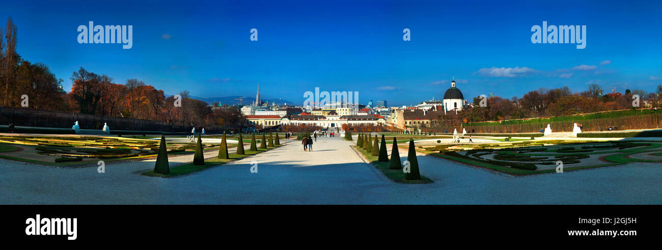 Vienna-Panorama vom oberen Belvedere Stockfoto