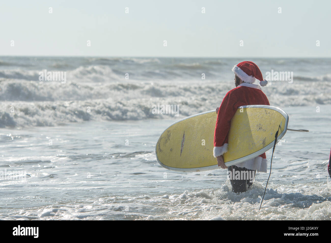 Surfen Weihnachtsmänner, Surfbretter, Cocoa Beach, Florida, USA Stockfoto