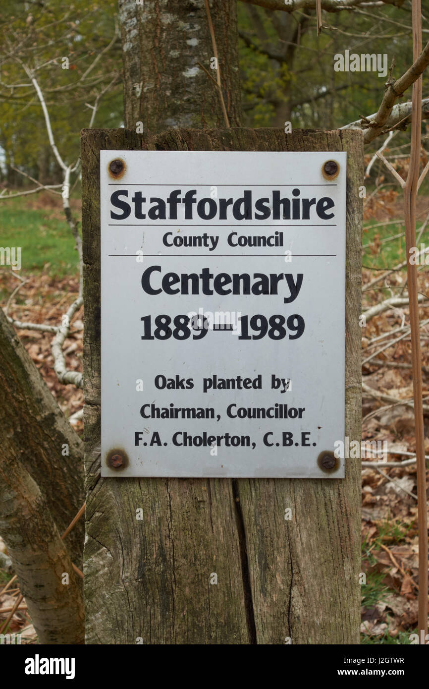 Staffordshire County Council Centenary Schild am Highgate Common. UK Stockfoto