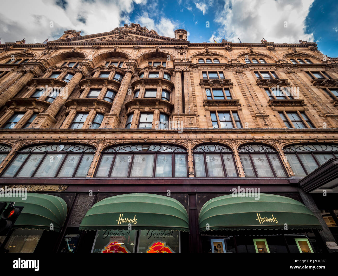 Exterieur der Harrods Luxus waren Kaufhaus, Knightsbridge, London, UK. Stockfoto