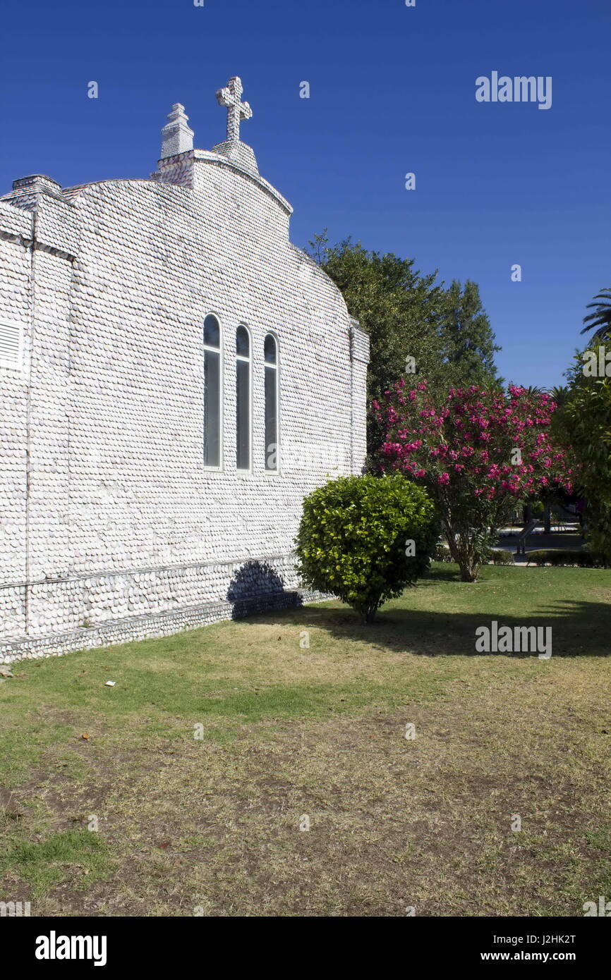 Muschel-beschichtete Kapelle auf der Insel A Toxa, Rias Baixas, Galicien, Spanien... Stockfoto Muschel-beschichtete Kapelle auf der Insel A Toxa, Rias Baixas, Galicien, Spanien... Stockfoto