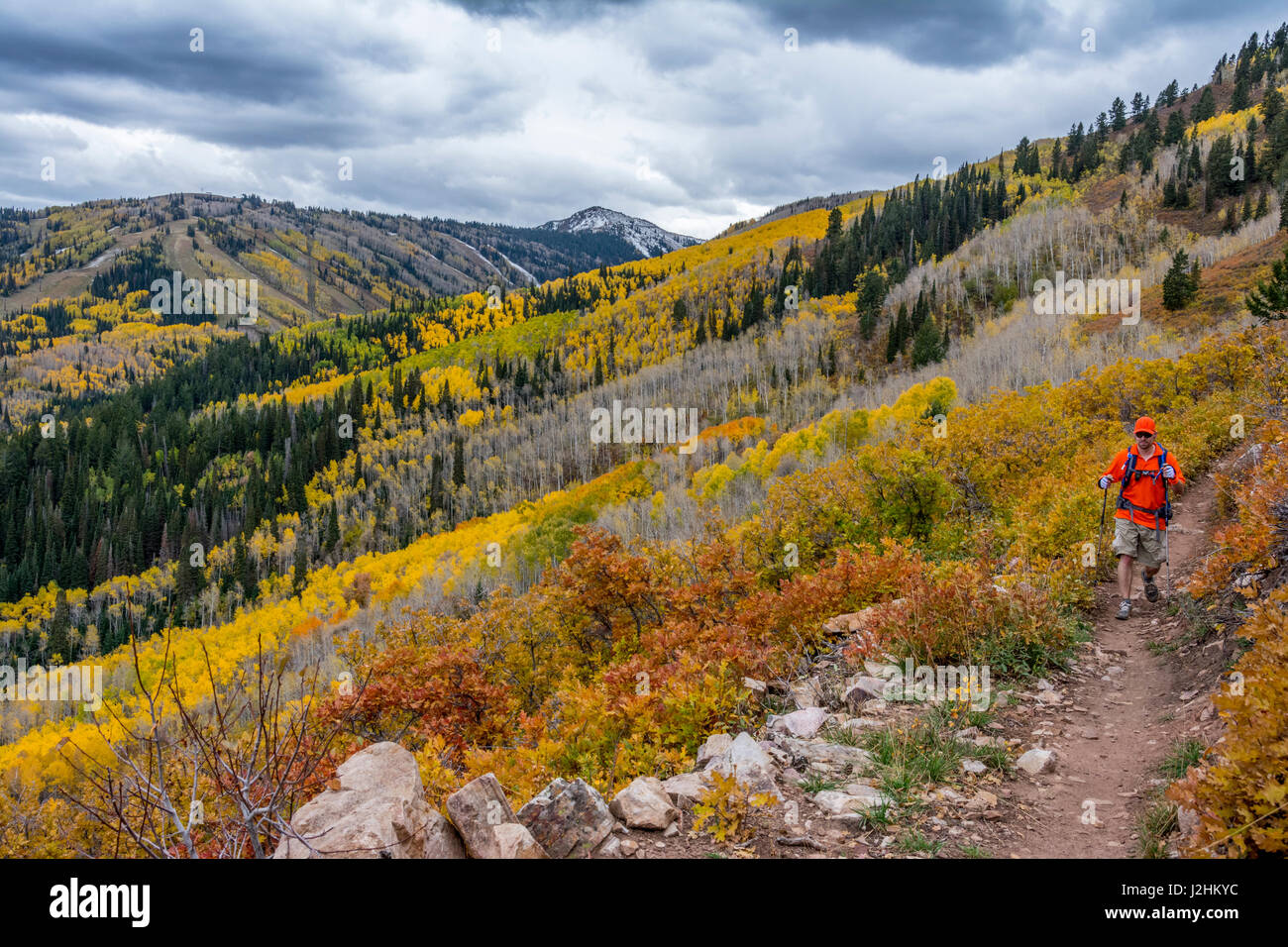 Wanderer auf Mitte Bergweg in Park City, Utah Stockfoto