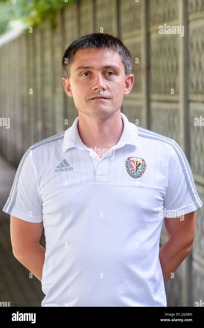 2016.07.27 Breslau Pilka Nozna Sesja Zdjeciowa Slask Wroclaw Sezon 2016/2017 N/Z Glowka Portret Mariusz Rumak Foto Pawel Andrachiewicz / PressFocus 2016.07.27-Breslau-Fußball-Foto-Session Saison 2016/2017 Kopf Mariusz Rumak Credit: Pawel Andrachiewicz / PressFocus Stockfoto