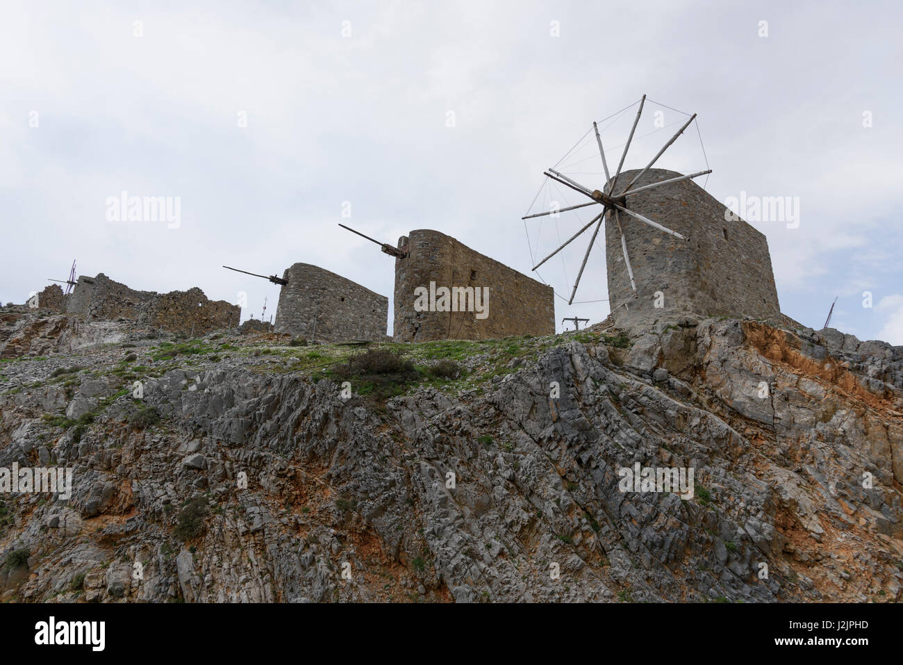 Windmühlen von der Lasithi Hochebene, Hersonissos, Kreta, Griechenland. Stockfoto