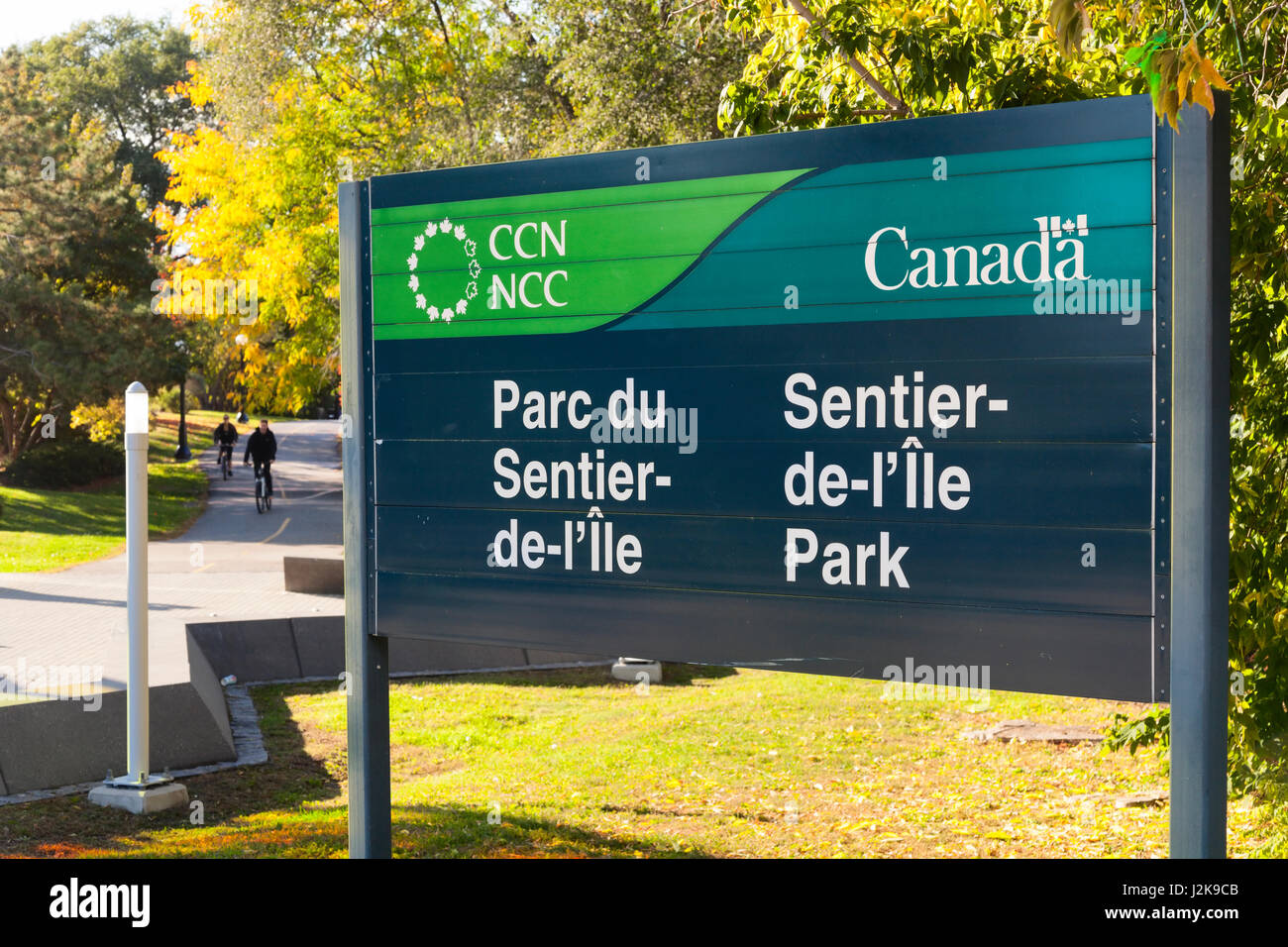 Das Zeichen für Parc du Sentier de l'Île in Hull, Gatineau, Quebec, Kanada. Stockfoto