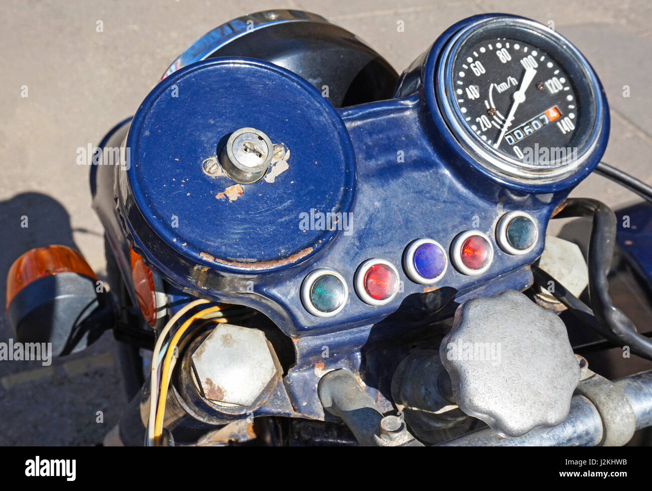 Armaturenbrett ein altes Motorrad Stockfotografie - Alamy