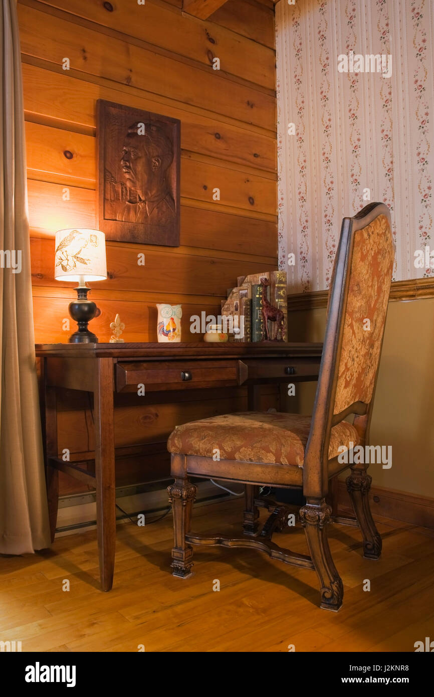Hängeschrank Für Schlafzimmer