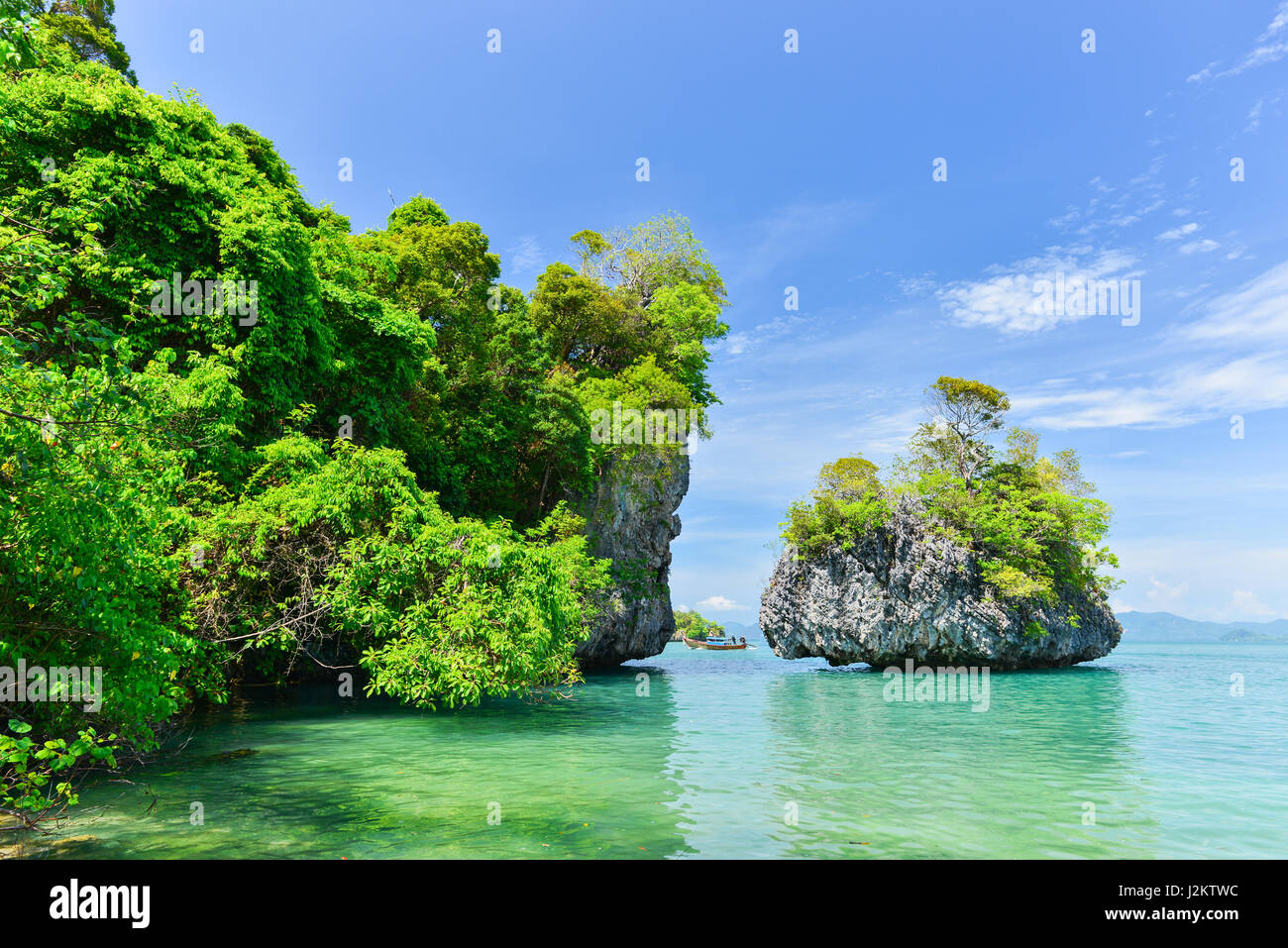 Tropischen klaren Meer zur Insel Koh Pak Bia in der Provinz Krabi, Thailand. Stockfoto