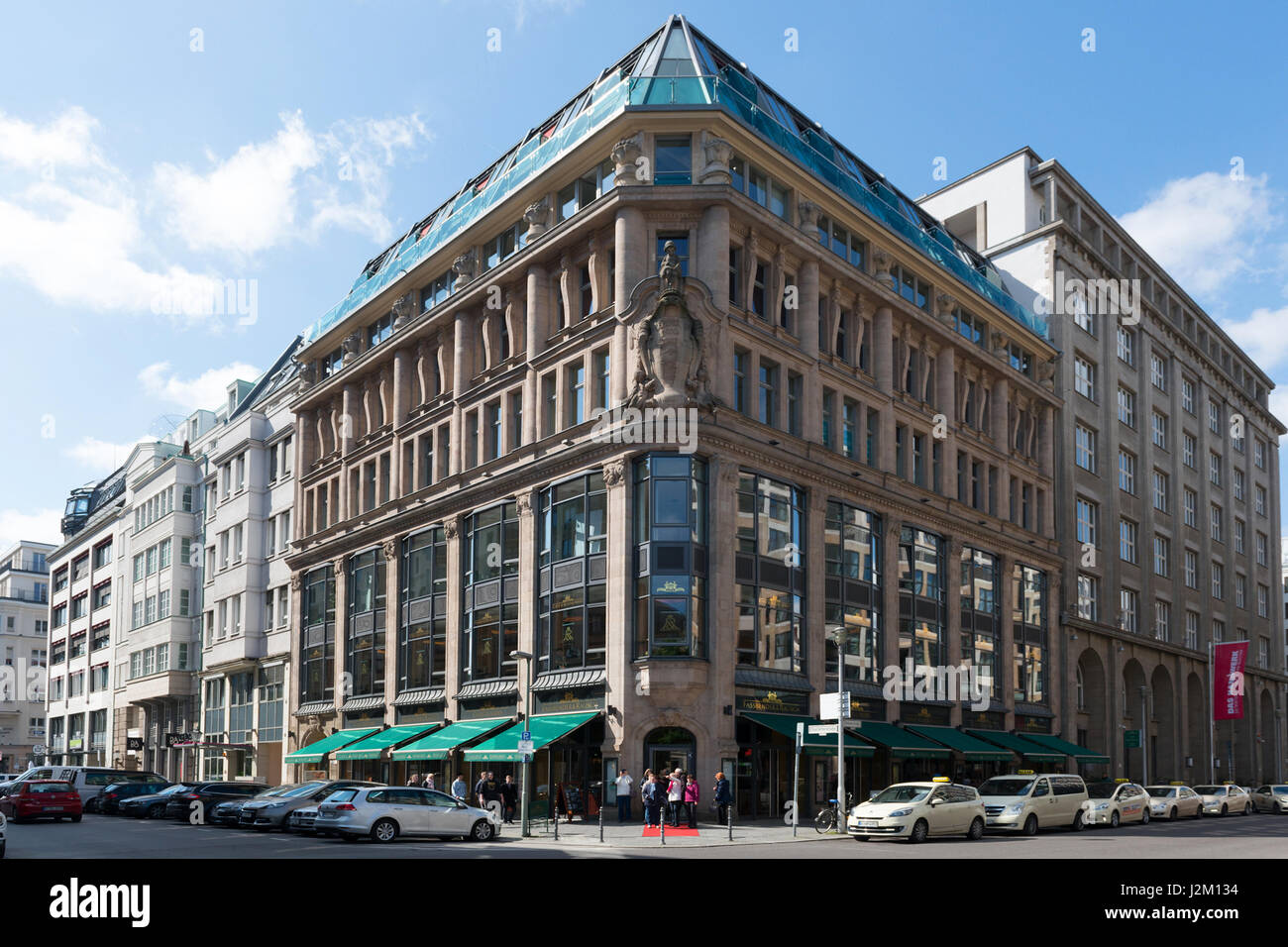 Das Familienunternehmen Rausch Haus am Gendarmenmarkt Berlin seit 1999 fertigt köstliche Pralinen seit 1918 in berlin Stockfoto