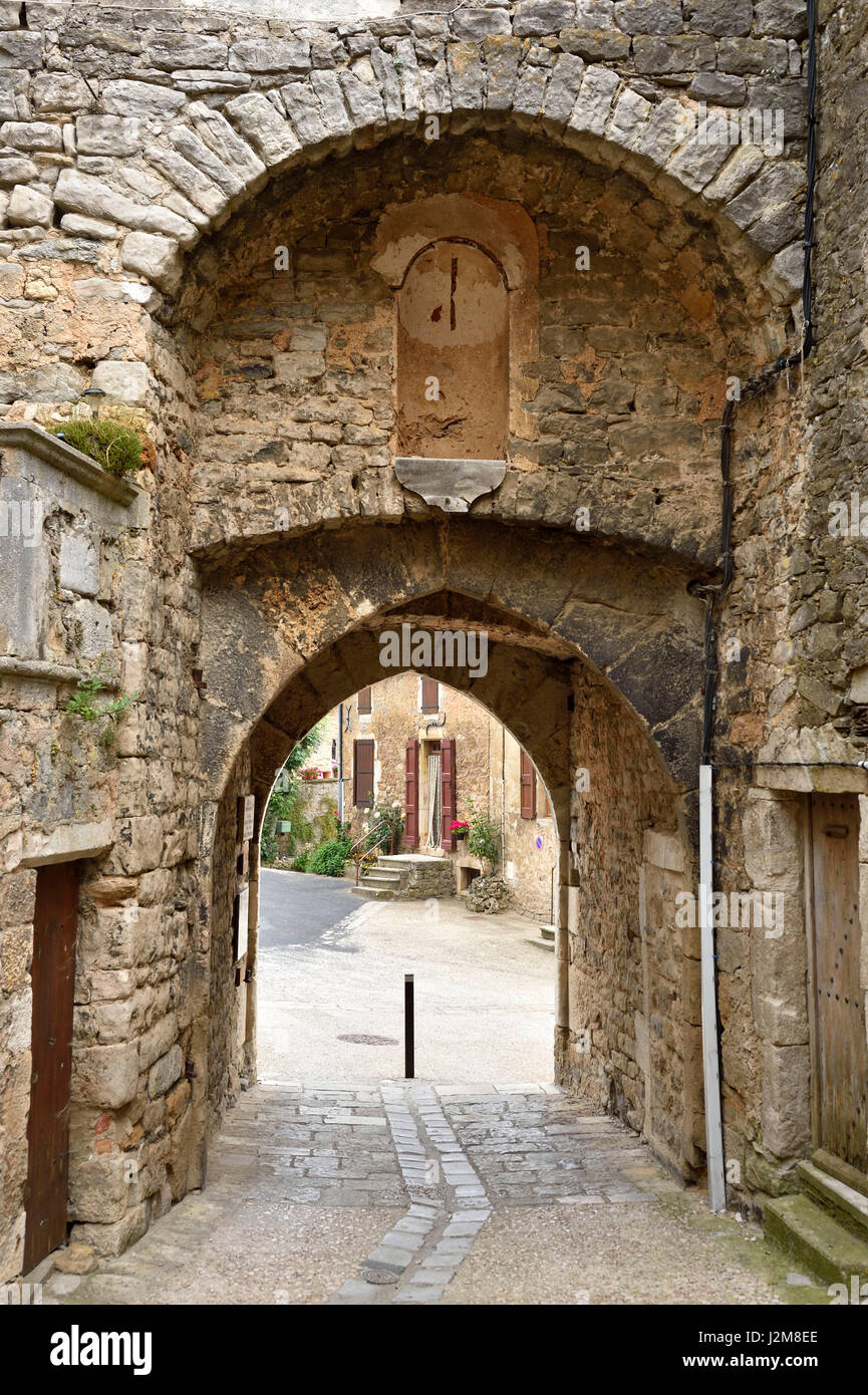 Frankreich, Aveyron, die Causses und Cevennen, mediterrane Agro pastorale Kulturlandschaft Weltkulturerbe von UNESCO, Ste Eulalie de Cernon, Straße von St Jacques de Compostela, als Weltkulturerbe der UNESCO gelistet Stockfoto
