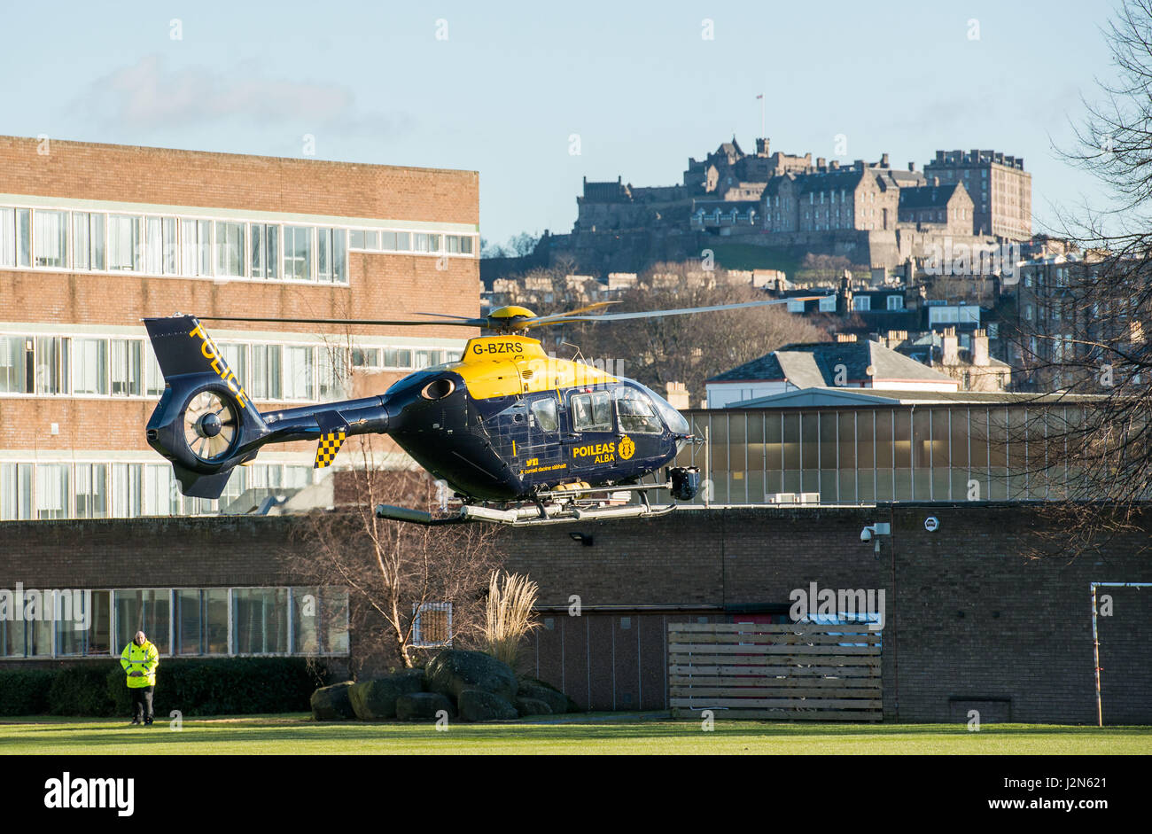 Police Scotland Helicopter startet von Police HQ Fettes Edinburgh Stockfoto