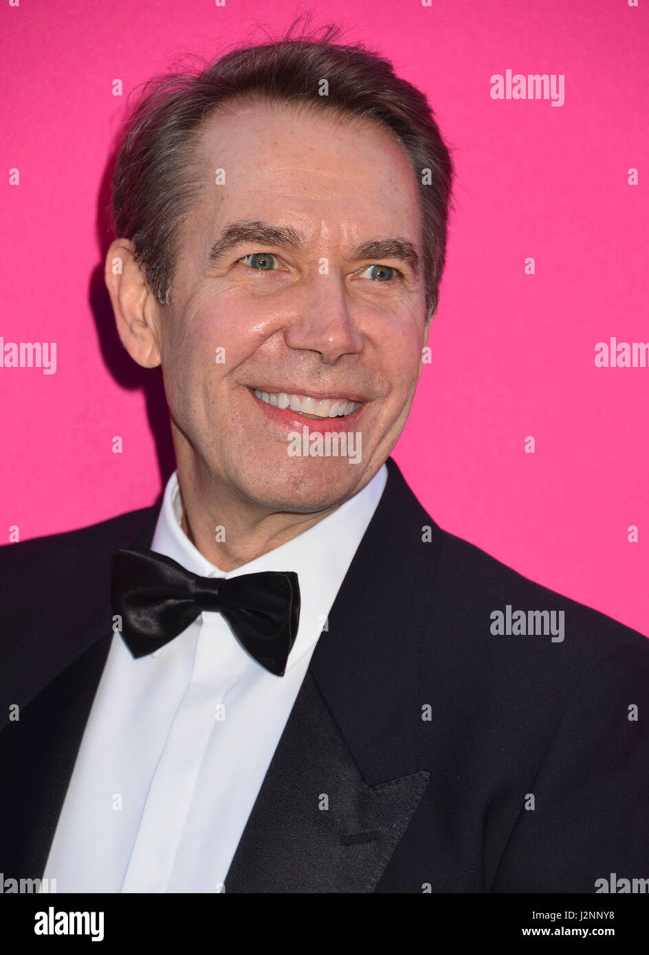 Los Angeles, Kalifornien, USA. 29. April 2017. Jeff Koons 161 2017 MOCA Gala am tThe Geffen Contemporary im MOCA in Los Angeles angekommen. 29. April 2017. Bildnachweis: Longifilis / USA/Alamy Live News Stockfoto