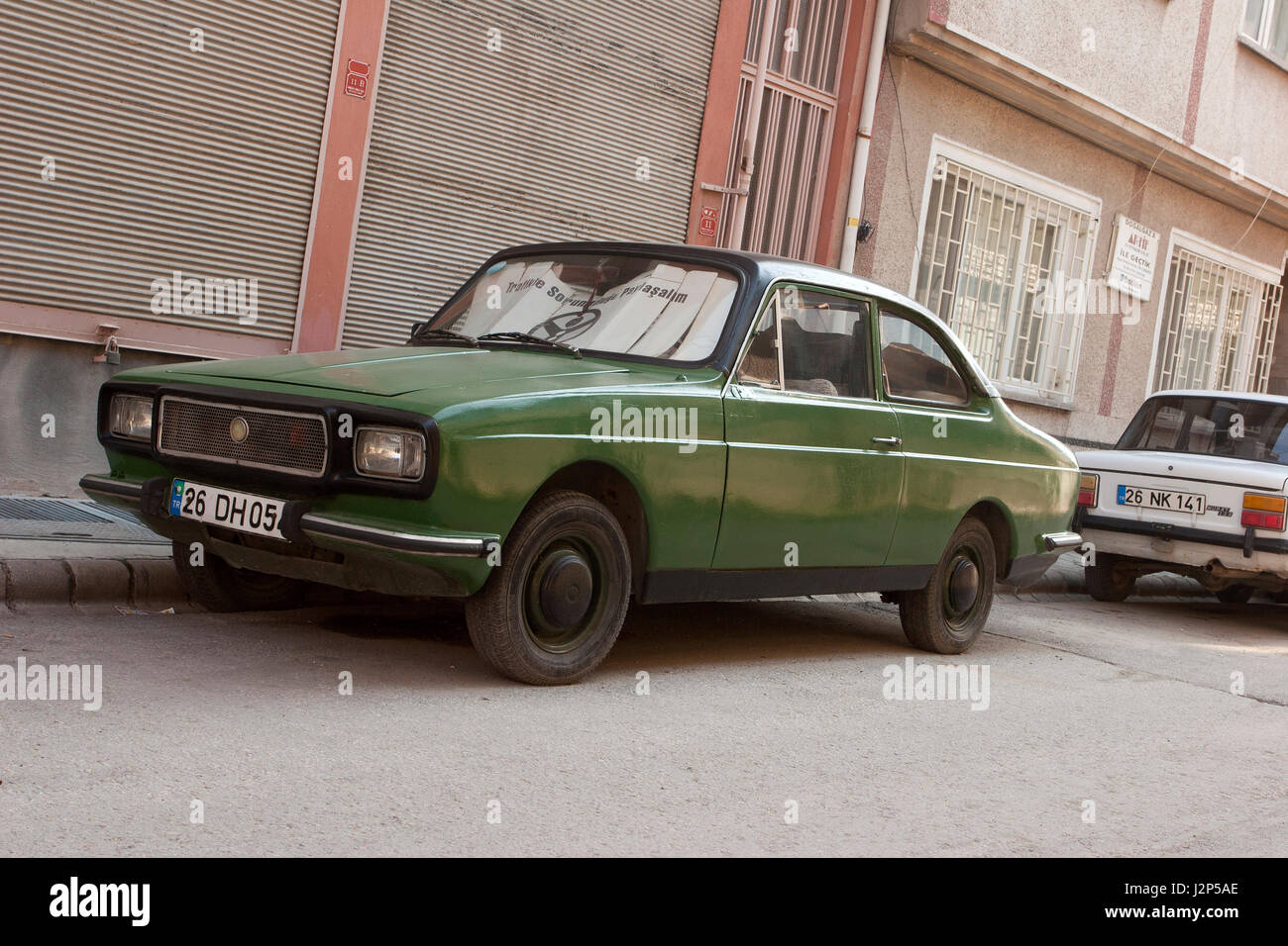 5. Mai 2012 - alte lokal hergestellte türkische Auto, nicht sicher machen, aber wahrscheinlich Fiat basiert. Stockfoto