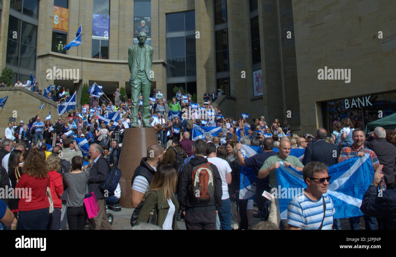 SNP Scottish National Party ja Abstimmung Austritt Unabhängigkeit Wahl Ja Stimmen Rallye Stockfoto