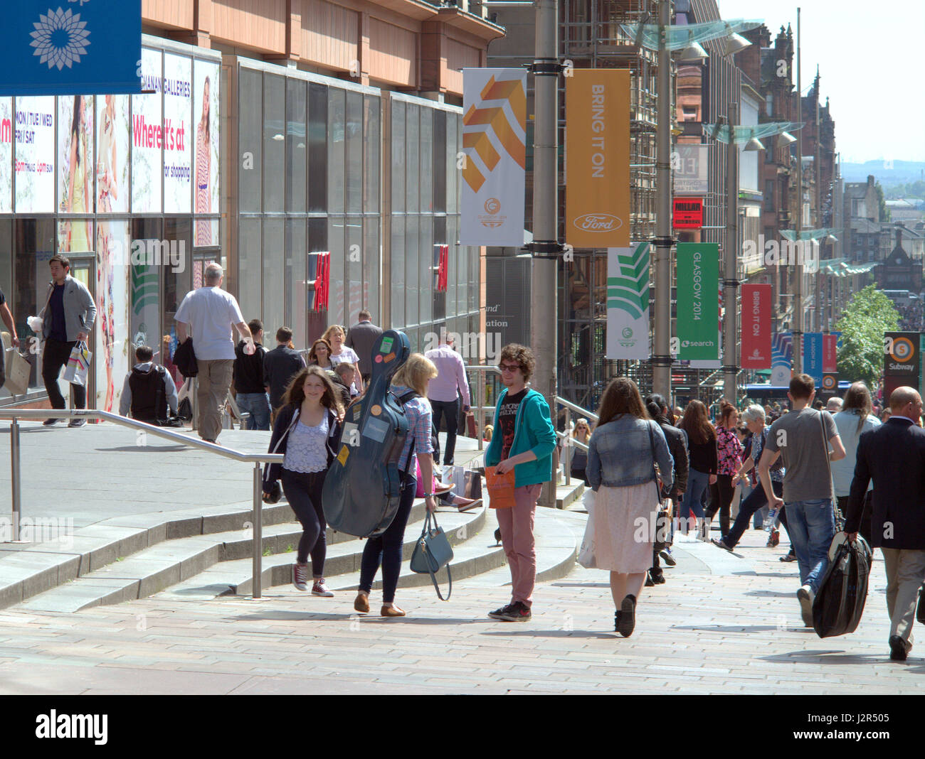 Glasgow, sonnigem Wetter Buchanan Street Stadtszenen einkaufen Stockfoto