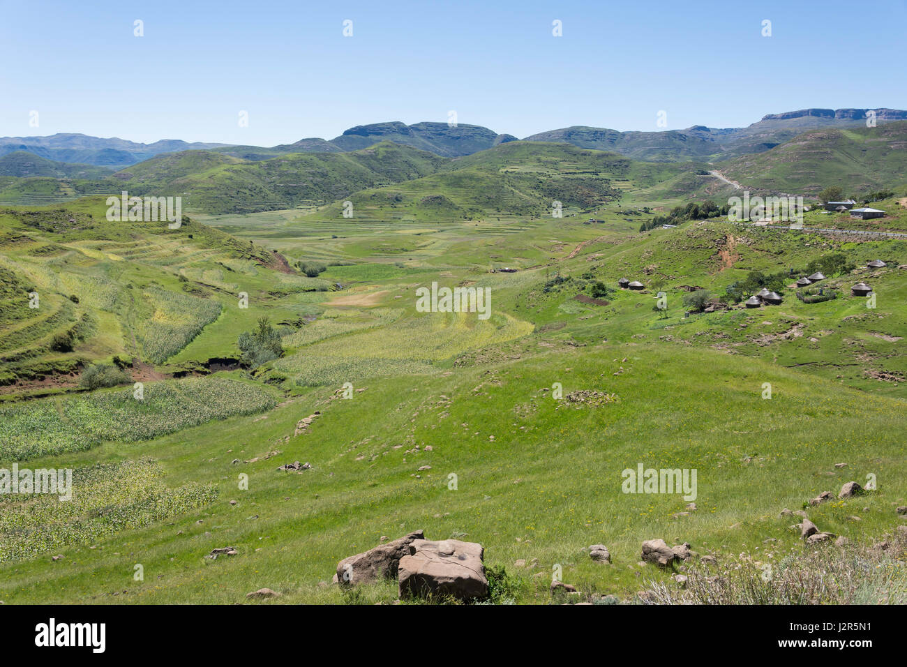Bergige Landschaft unterwegs nach Semonkong, Maseru-Distrikt, Königreich von Lesotho Stockfoto