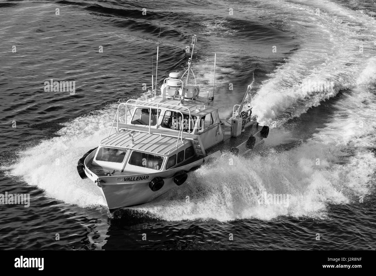 Charter-Boot in der inneren Passage in der Nähe von Juneau, Alaska. Stockfoto