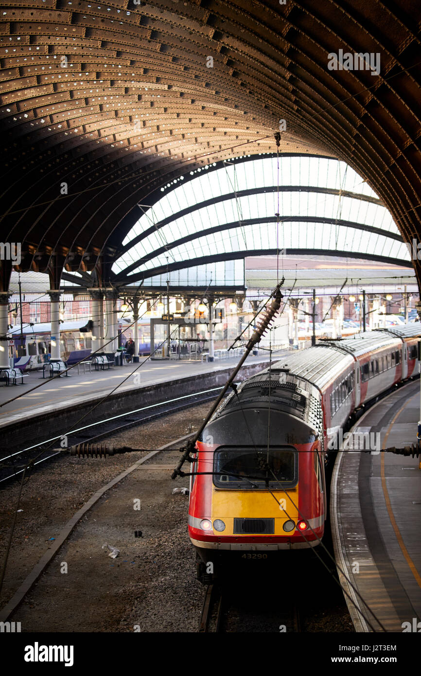 Bahnhof York befindet sich auf der East Coast Main Line Denkmalschutz Grad II * aufgeführt Stockfoto