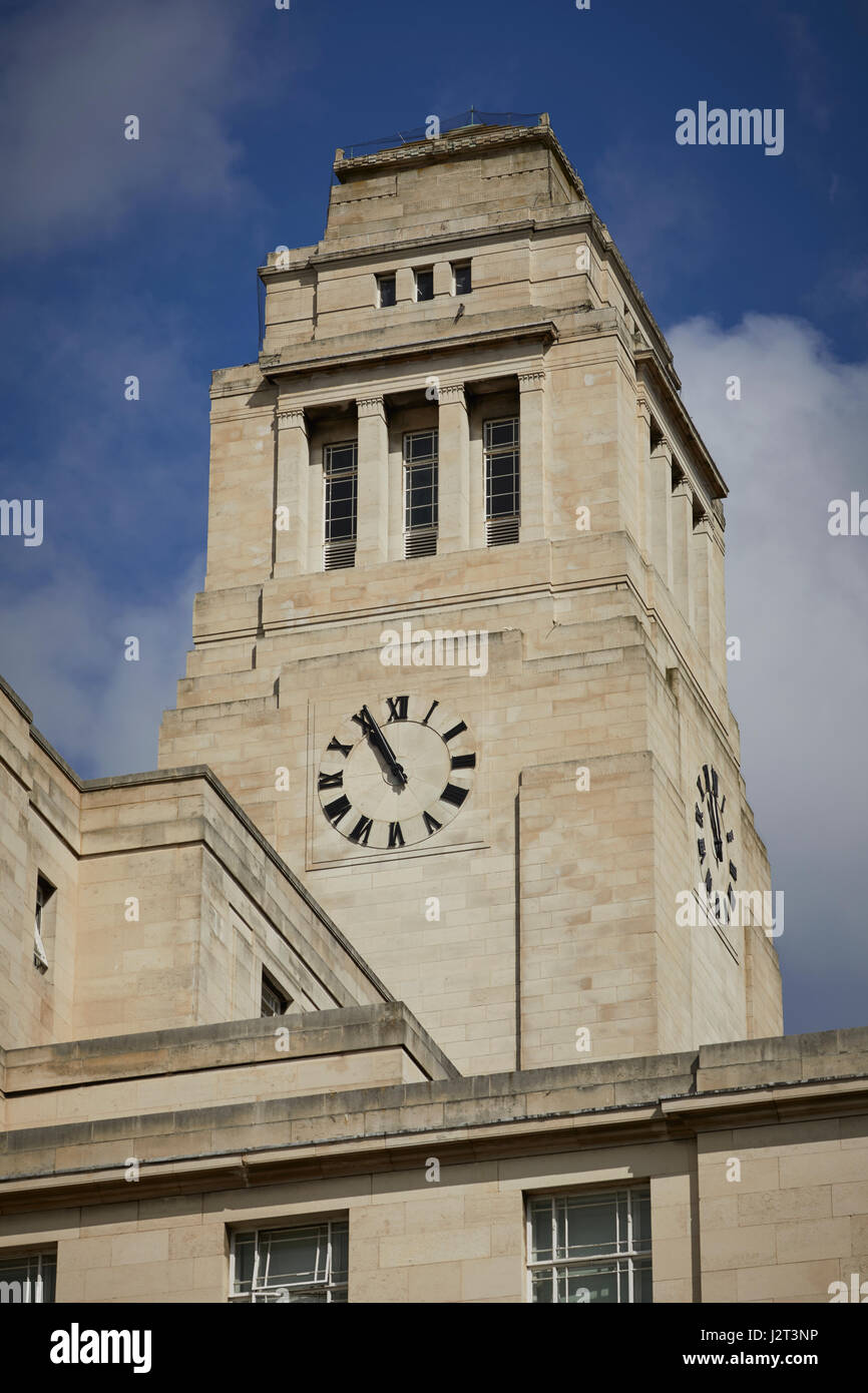 Das Parkinson-Gebäude ist ein Grad, den II aufgeführten Art-Deco-Gebäude und Campanile befindet sich an der University of Leeds in West Yorkshire, England Stockfoto