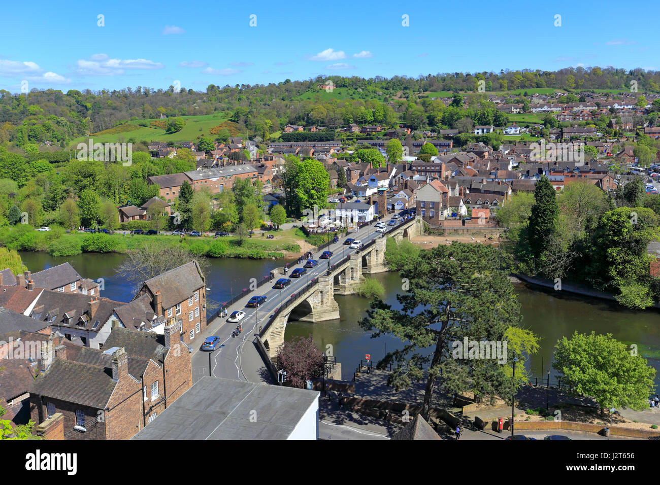 Bridgnorth Brücke über den Fluss Severn von Schlossterrasse, Bridgenorth, Shropshire, England, UK. Stockfoto