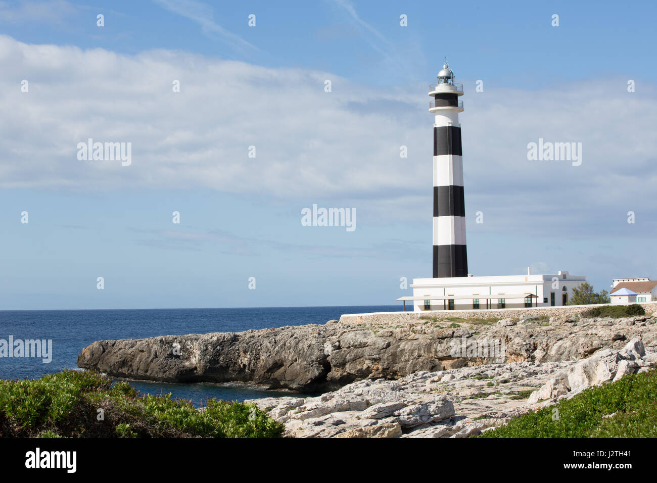 Einen schönen Leuchtturm in Cala ' n Bosch, Menorca Stockfoto