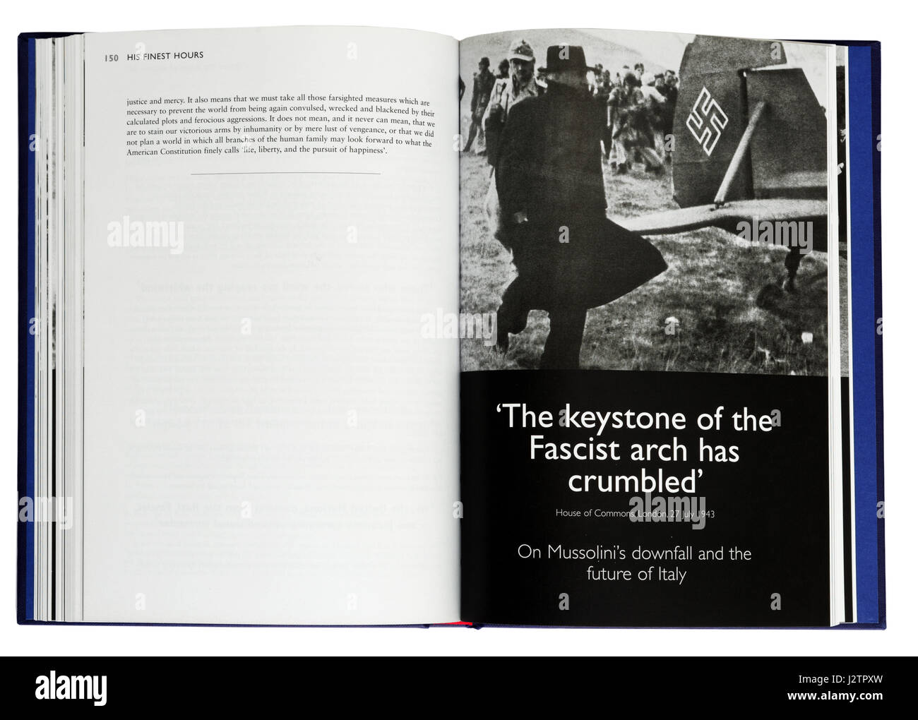 Der Grundpfeiler der faschistischen Arch ist zusammengebrochen: eine Seite aus einem Bildband von berühmten Winston Churchills Krieg reden Stockfoto