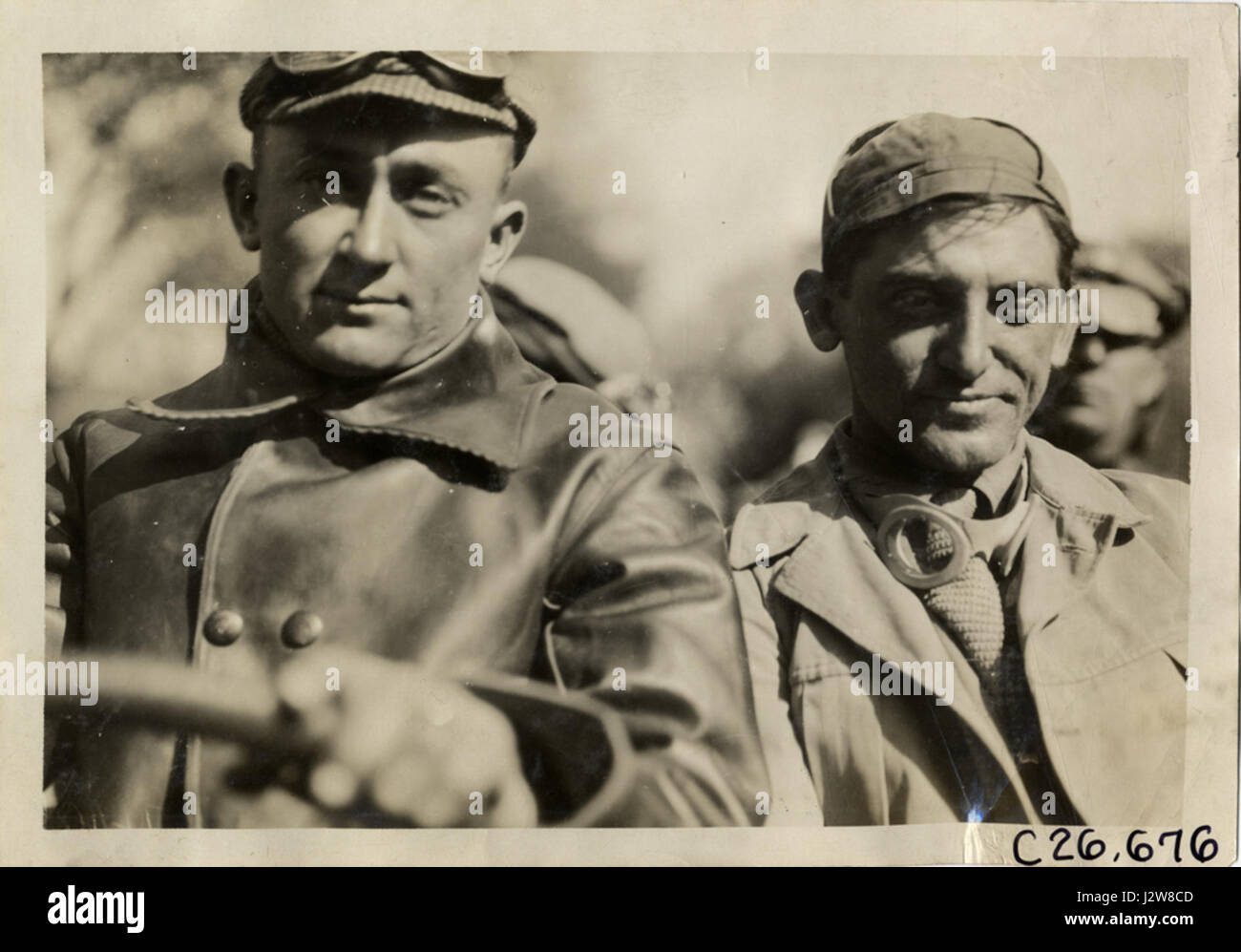 Dieses Porträt von Ty Cobb aus dem Jahr 1909 von Spooner & Wells fängt den legendären Baseballspieler in den ersten Jahren seiner Karriere ein. Bekannt für seinen aggressiven Stil und sein Können, wurde Cobb zu einem der berühmtesten Spieler in der Baseballgeschichte. Stockfoto