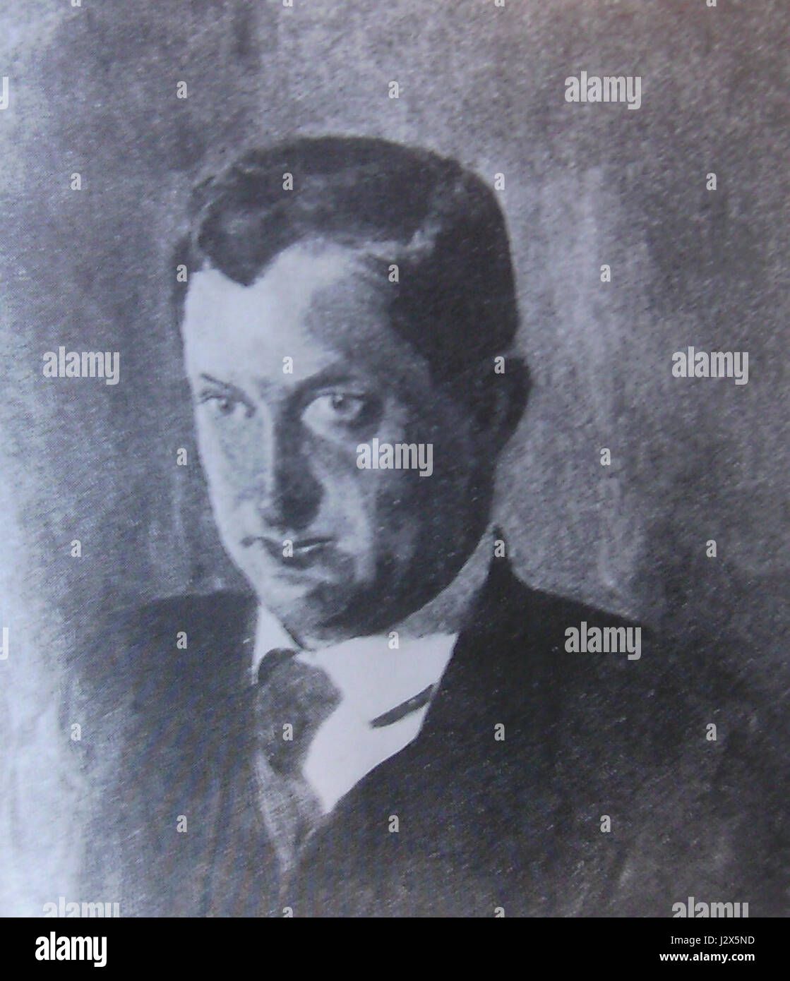 Arthur Kutscher war eine prominente Persönlichkeit, die wahrscheinlich für seine Beiträge auf einem bestimmten Gebiet bekannt ist, obwohl ein weiterer Kontext erforderlich ist, um seine Errungenschaften oder Rollen in der Geschichte näher zu beleuchten. Stockfoto