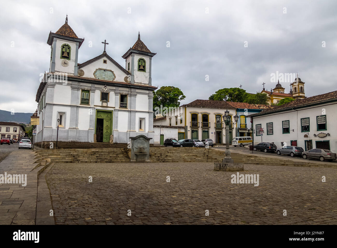 Se Kathedrale und Platz - Mariana, Minas Gerais, Brasilien Stockfoto