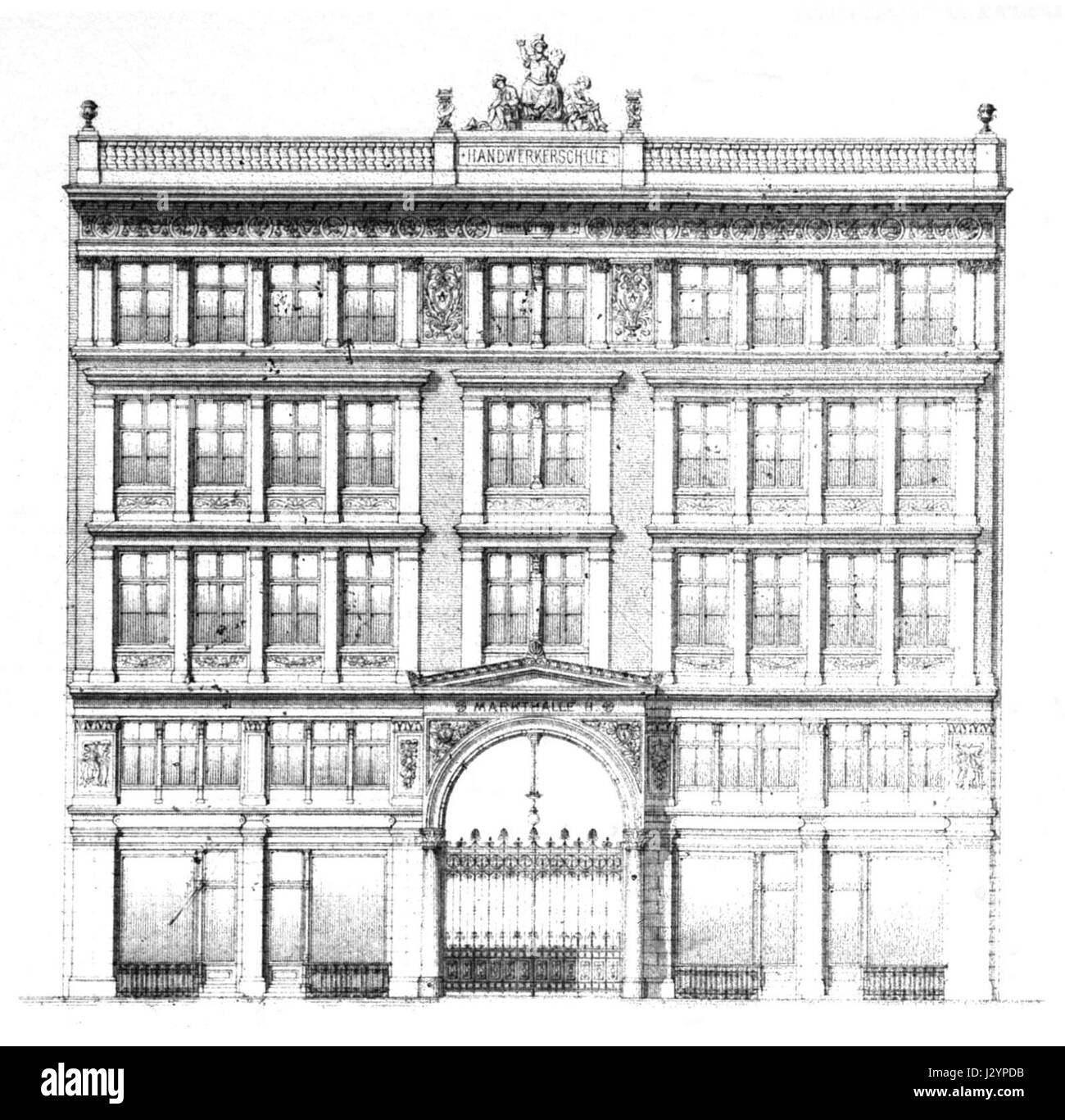 Die Berliner Markthalle II, auch Handwerkerschule genannt, verfügt über eine Fassade, die ein Schlüsselbeispiel für Berliner Architekturdesign darstellt. Diese historische Markthalle zeigt einzigartige Elemente deutscher Handwerkskunst. Stockfoto