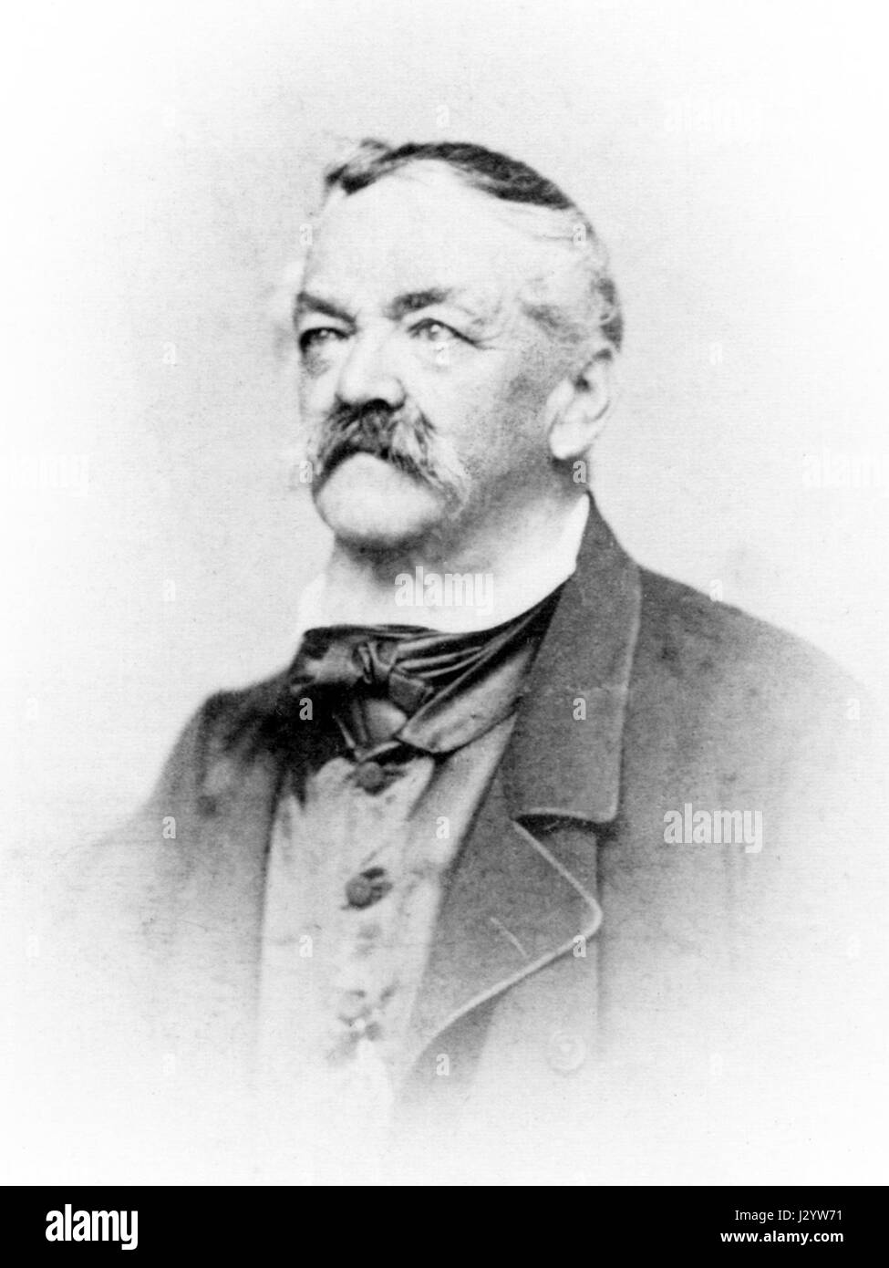 Caspar Zeitlinger war ein bekannter Fotograf, der für seinen unverwechselbaren Stil und seinen Beitrag zum Bereich der Fotografie bekannt war. Seine Arbeit fängt wichtige Momente in Geschichte und Gesellschaft ein. Stockfoto