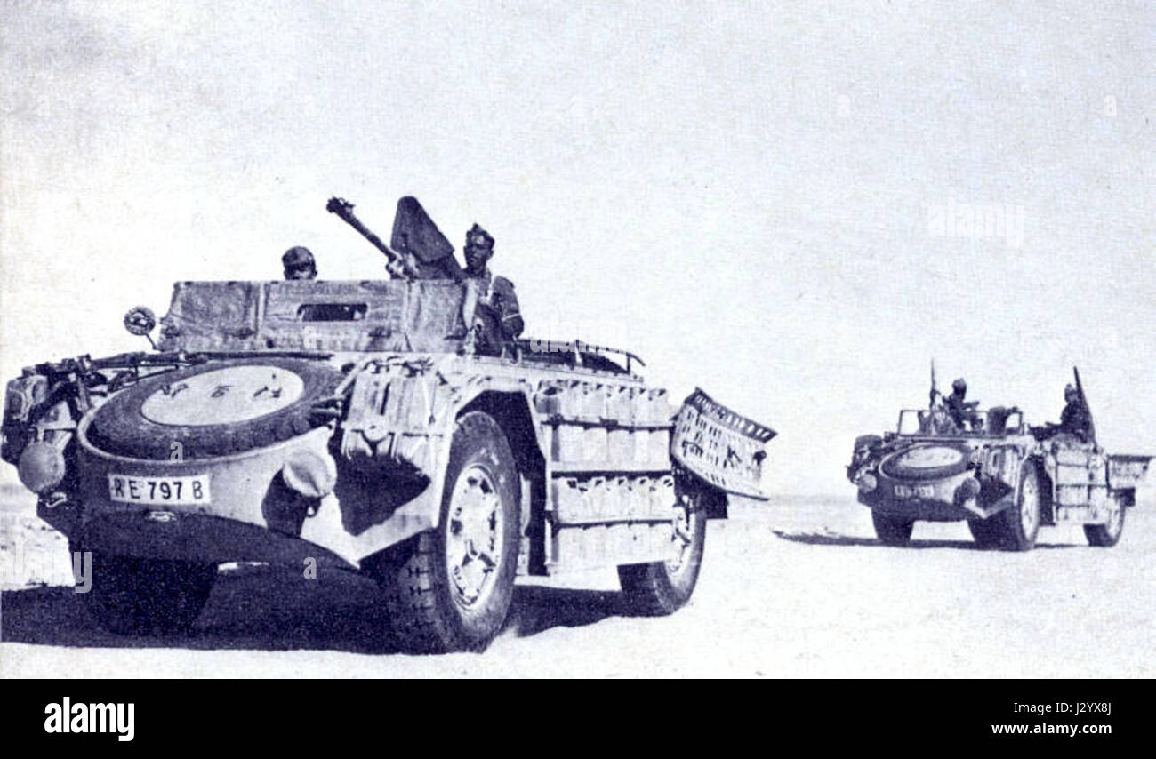 Die AS42 Blindat, auch bekannt als italienisches Panzerfahrzeug, wurde während des Zweiten Weltkriegs eingesetzt. Sie war für Aufklärungs- und bewaffnete Operationen konzipiert, die für ihre Mobilität und leichte Panzerung bekannt sind. Stockfoto