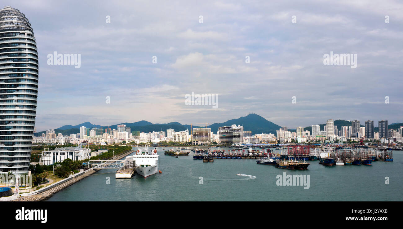 Horizontal-vertikal-Square-Blick auf die Phoenix-Insel in Sanya, Insel Hainan, China. Stockfoto