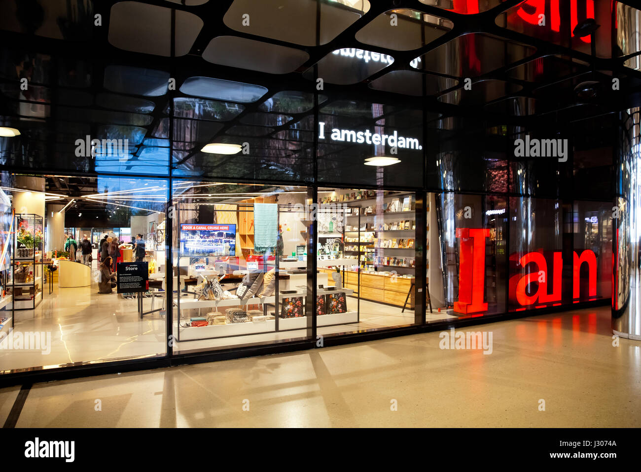 Ich bin Amsterdam Shop auf central Station in Amsterdam, Niederlande Stockfoto