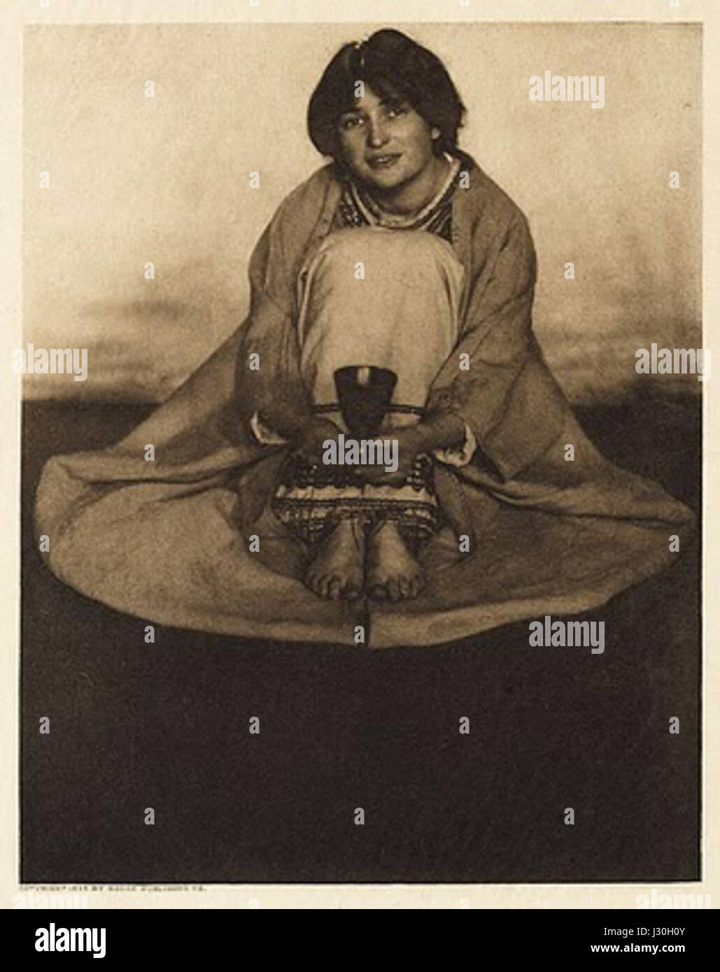 Adelaide Hanscom, eine amerikanische Künstlerin, die für ihre Werke im späten 19. Und frühen 20. Jahrhundert bekannt ist, wird für ihren Beitrag zur Porträtmalerei und Genremalerei gefeiert. Stockfoto Adelaide Hanscom, eine amerikanische Künstlerin, die für ihre Werke im späten 19. Und frühen 20. Jahrhundert bekannt ist, wird für ihren Beitrag zur Porträtmalerei und Genremalerei gefeiert. Stockfoto