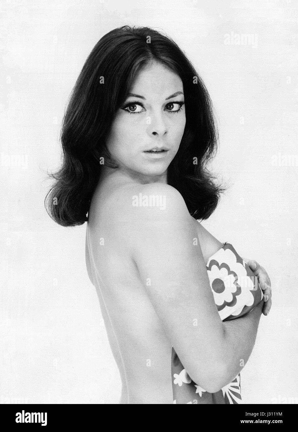 Gabriella Pallotta ist für ihre künstlerischen Beiträge bekannt, die für ihre Arbeit in der Malerei, insbesondere in den Bereichen Porträtkunst und Landschaft, bekannt sind. Stockfoto