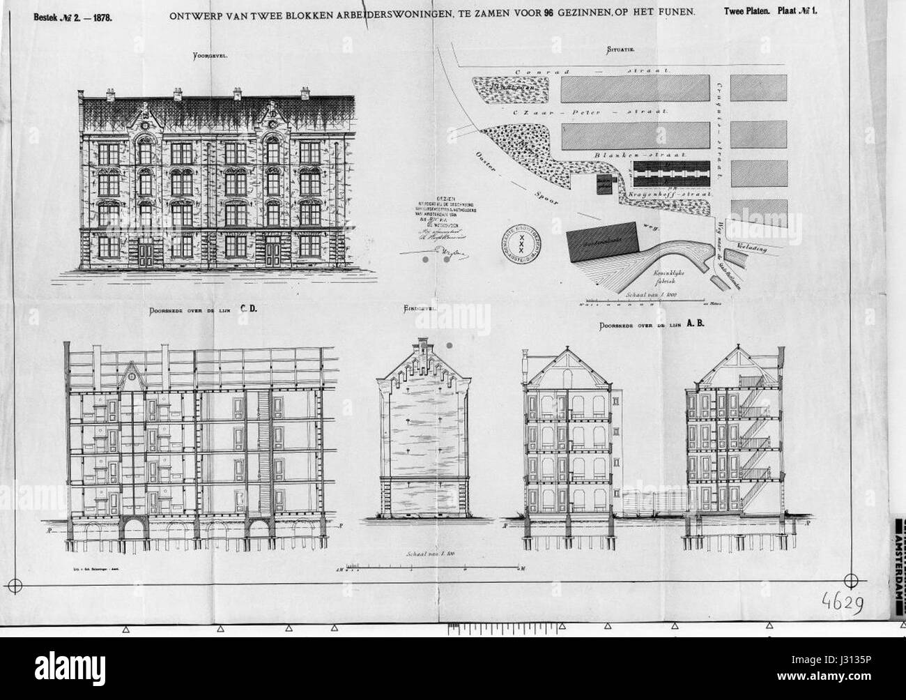 AVA Blok D E Plaat 1 bezieht sich auf einen bestimmten Abschnitt des AVA-Komplexes oder -Gebäudes, möglicherweise im Zusammenhang mit einem größeren architektonischen oder Wohnbauprojekt. Der Titel kann sich auf einen Entwurfsplan oder ein strukturelles Element beziehen. Stockfoto