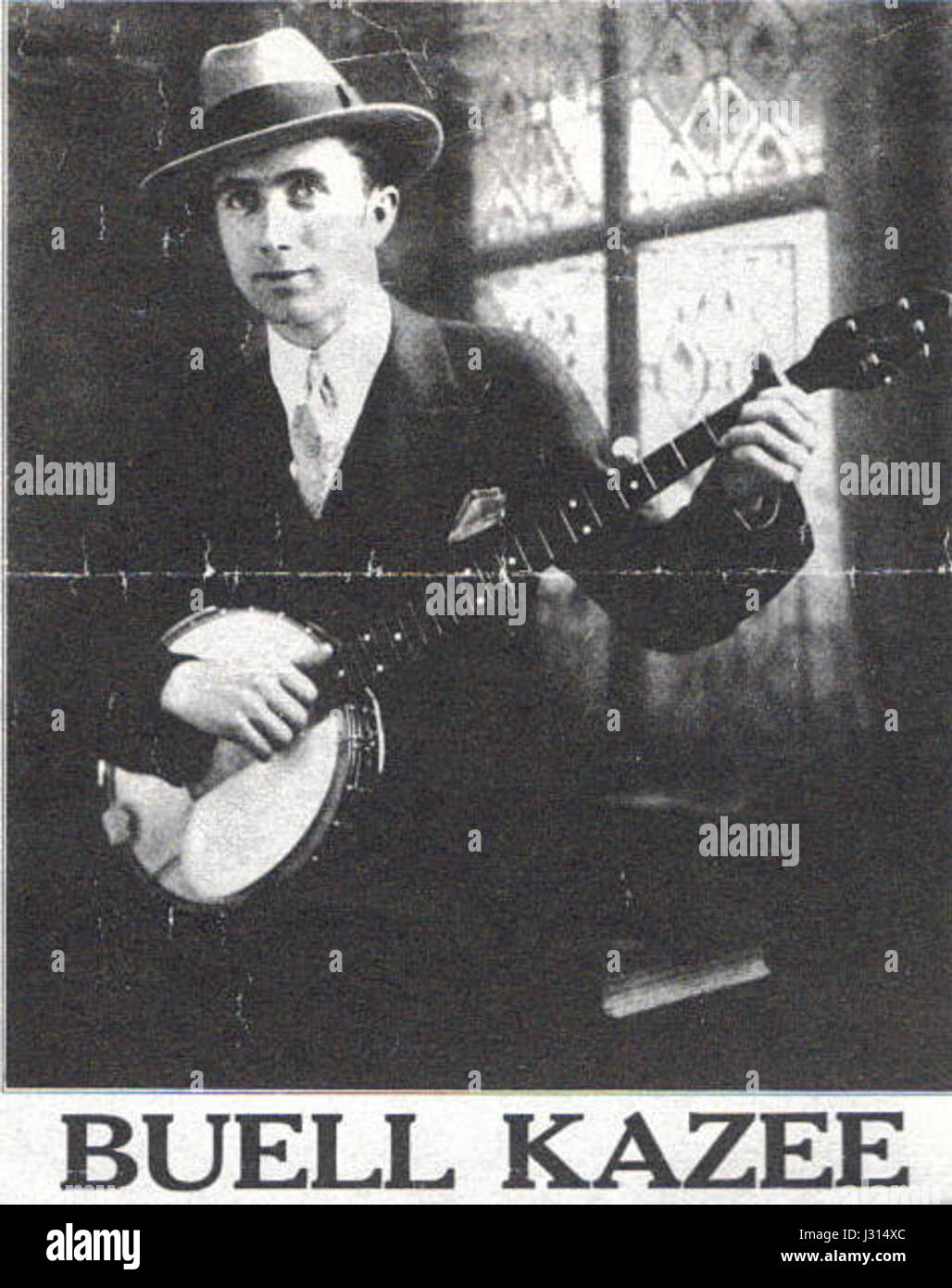 Buell Kazee war ein US-amerikanischer Folk-Sänger und Banjospieler, der für seine Beiträge zur Musik der Appalachen bekannt war. Sein Werk prägte die traditionelle amerikanische Volksmusik und beeinflusste zukünftige Generationen von Musikern. Stockfoto