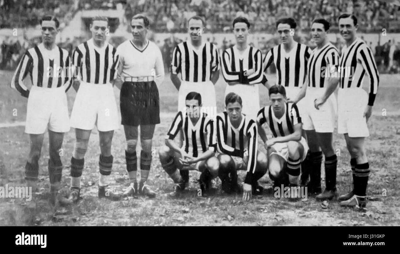 Der Foot-Ball Club Juventus wurde 1897 gegründet und ist ein italienischer Fußballverein. Dieser Eintrag bezieht sich auf die Aktivitäten der Mannschaft in der Saison 1930-31, einem der bemerkenswerten Jahre in der Fußballgeschichte. Stockfoto