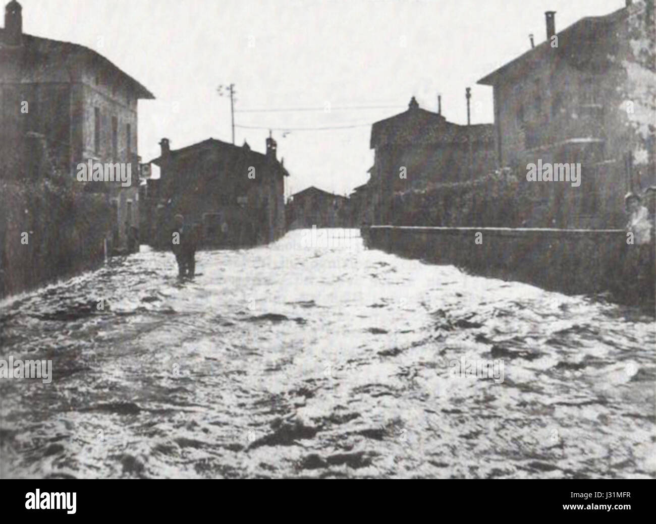 Alluvione del 1966 ein Castel Mella Stockfoto