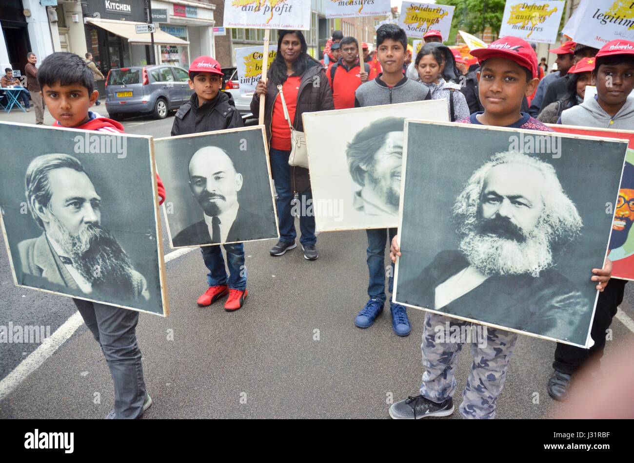 London, UK. 1. Mai 2017. Kredit-London sozialistische Arbeits-Gruppen von auf der ganzen Welt versammelten sich zu der internationalen Arbeiter-Marsch in Solidairty mit anderen Städten auf der ganzen Welt: Philip Robins/Alamy Live News Stockfoto