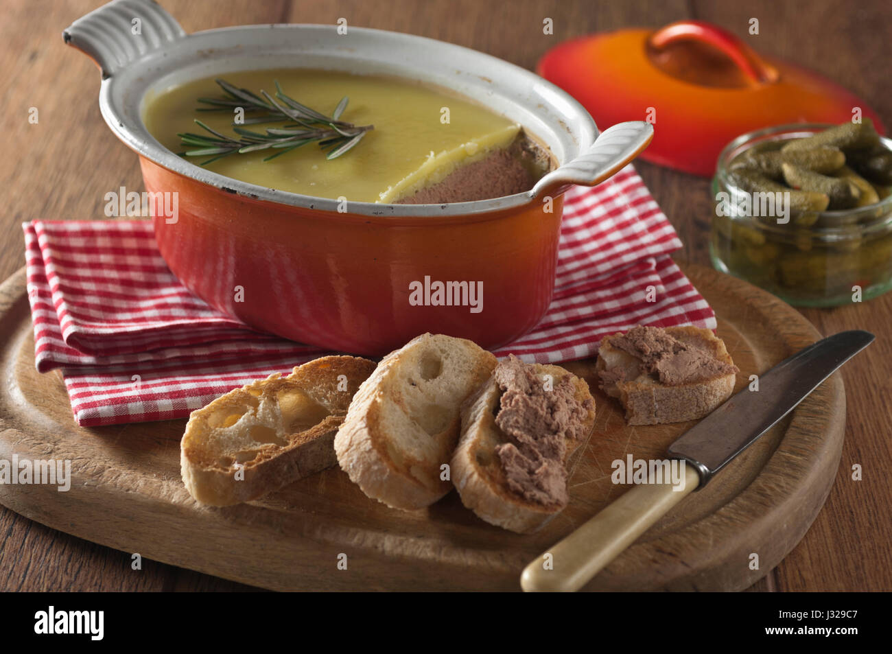 Hähnchen-Leber-Pastete Stockfoto