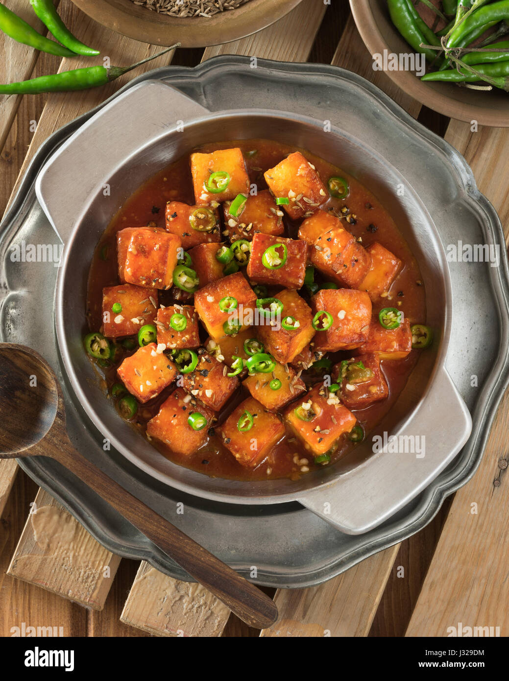 Chili-Paneer. Würzige Indo chinesische Vorspeise. Indien-Essen Stockfoto