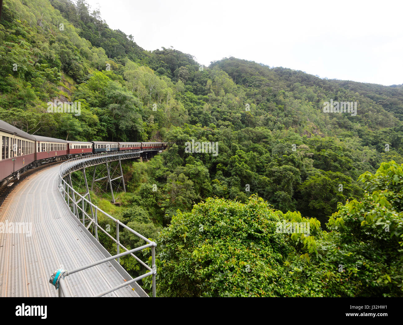 Kuranda Scenic Railway historische Zugfahrt, in der Nähe von Cairns, Far North Queensland, FNQ, QLD, Australien Stockfoto