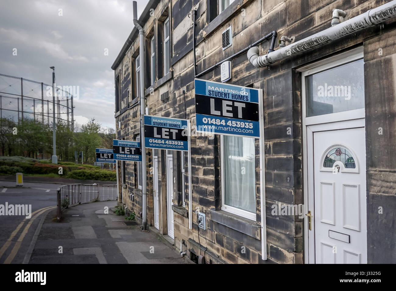 Lassen Sie Anzeichen für Studenten Unterkunft in Huddersfield, West Yorkshire, England UK Stockfoto