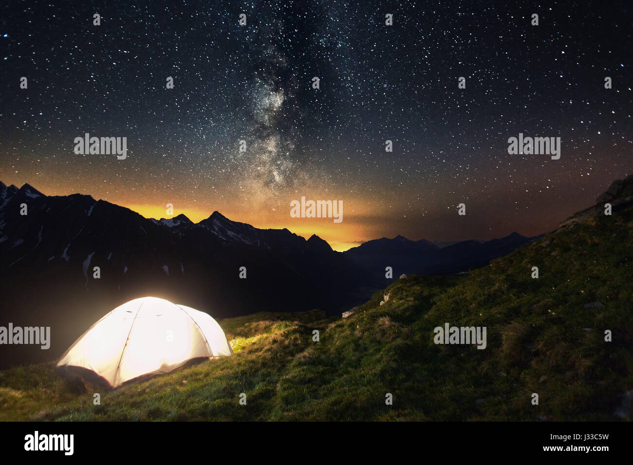 Campingplatz im Bereich der Pfitscherjoch Bergpass, Südtirol, Italien Stockfoto